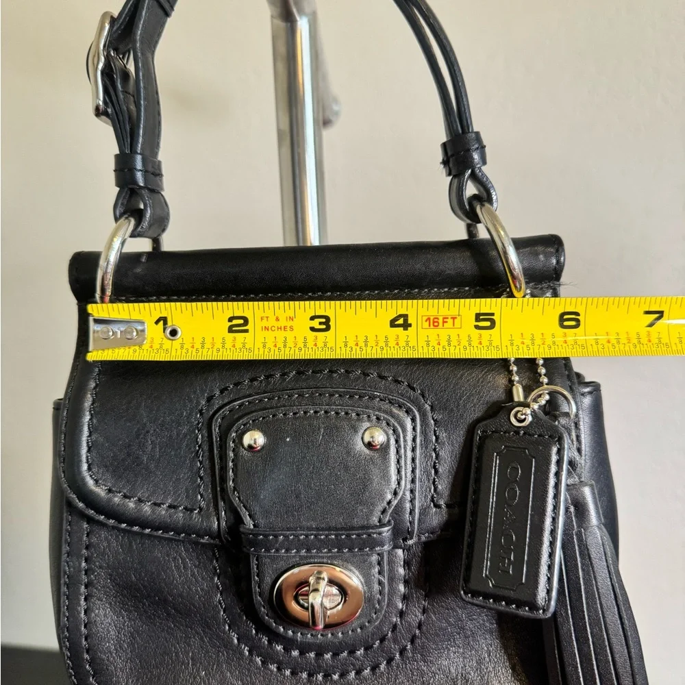 Coach Willis turn lock bag. Arm bag or cross body with tassel black - Picture 4 of 12